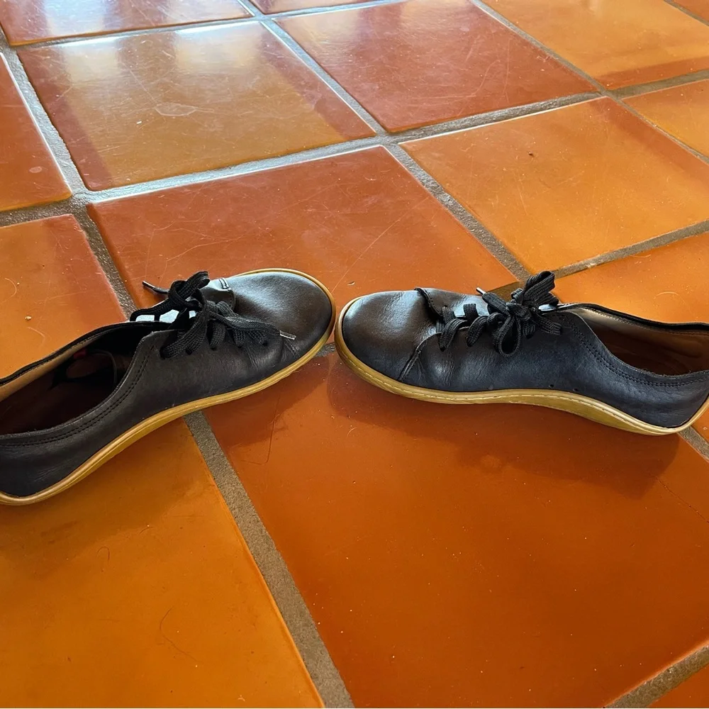 Vivobarefoot Addis- Women’s leather lace up - Picture 3 of 5